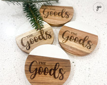 Load image into Gallery viewer, Personalized Circle Coasters Set of 4 | White Marble and Acacia Wood Custom Coasters | Engraved Coasters | Set of 4 Custom Coasters