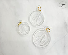 Load image into Gallery viewer, Monogrammed Acrylic Keychain | Acrylic Circle Keychain | Transparent Keychain | Monogrammed Circle Pendant | Acrylic Pendant